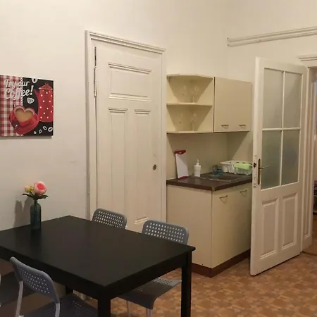 Lejlighed Veveri - Uvoz, 10 Min By Walk To The Center