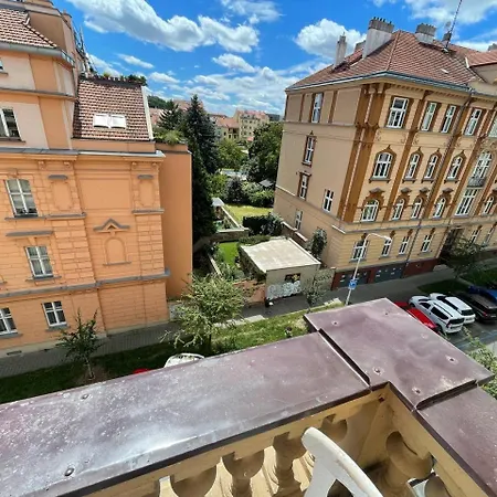 Veveri - Uvoz, 10 Min By Walk To The Center * برنو