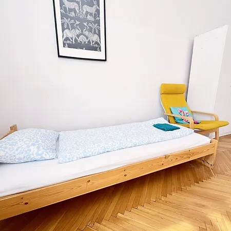 Apartamento Sunny Rooms Brno Centre - 10 Min Walk To Main Square, Quiet Streets, Free Wi-Fi