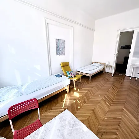 Sunny Rooms Brno Centre - 10 Min Walk To Main Square, Quiet Streets, Free Wi-Fi Apartamento Brno
