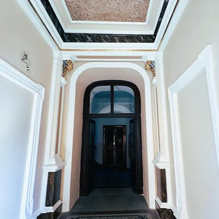 Sunny Rooms Brno Centre - 10 Min Walk To Main Square, Quiet Streets, Free Wi-Fi Apartamento *
