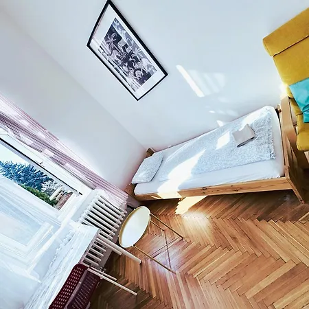 Sunny Rooms Brno Centre - 10 Min Walk To Main Square, Quiet Streets, Free Wi-Fi Apartamento *