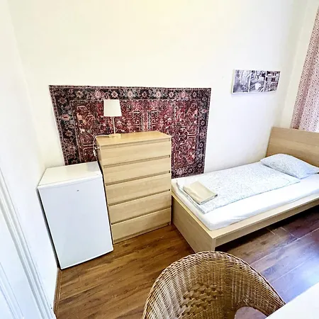 Sunny Rooms Brno Centre - 10 Min Walk To Main Square, Quiet Streets, Free Wi-Fi Apartamento *