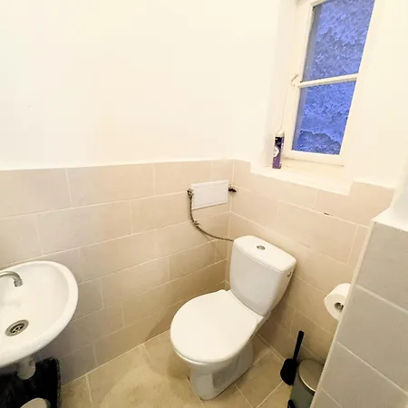 Apartamento Sunny Rooms Brno Centre - 10 Min Walk To Main Square, Quiet Streets, Free Wi-Fi Brno