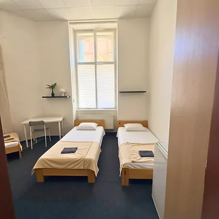 Apartment Sunny Rooms Brno Centre - 10 Min Walk To Main Square, Quiet Streets, Free Wi-Fi Brünn